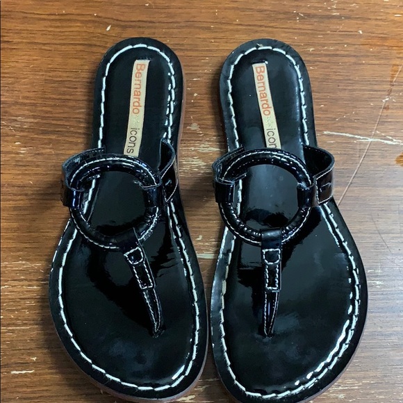 bernardo icons shoes